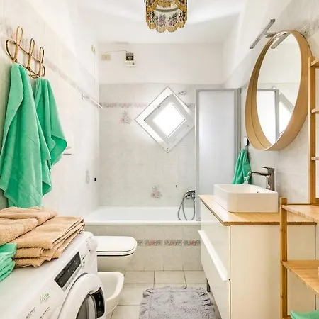Centrale Vicino Spiagge E Ciclabile + Box-auto ! Apartment