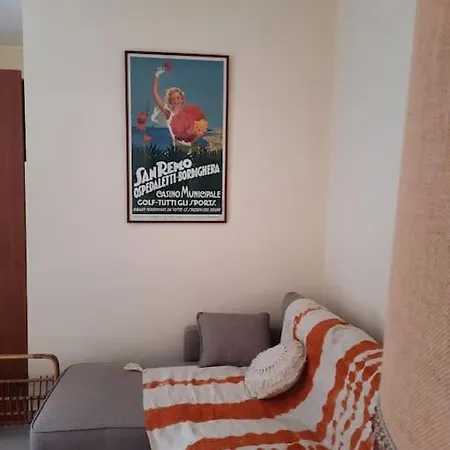 Centrale Vicino Spiagge E Ciclabile + Box-auto ! Apartment Arma di Taggia
