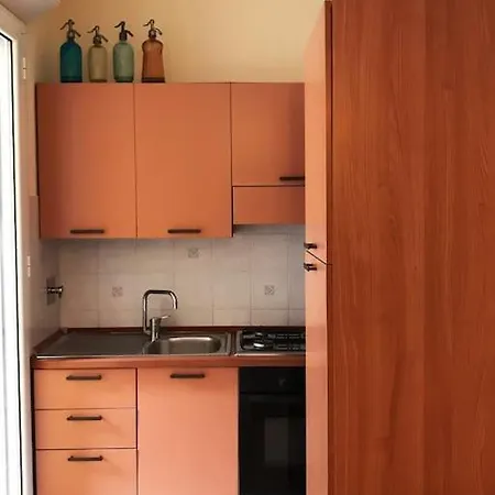 Centrale Vicino Spiagge E Ciclabile + Box-auto ! Apartment Arma di Taggia